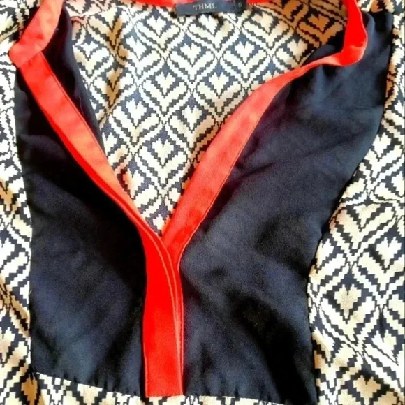 NWOT HTML Shirt - Picture 3 of 4